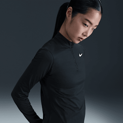 Nike Victory Women's Dri-FIT UV Protection 1/4-Zip Golf Top