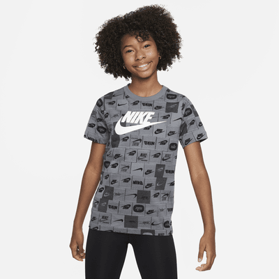 Nike Sportswear Older Kids' T-Shirt. Nike RO