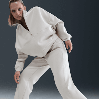 Nike 24.7 ImpossiblySoft Women's Dri-FIT High-Waisted Loose Flared Pants