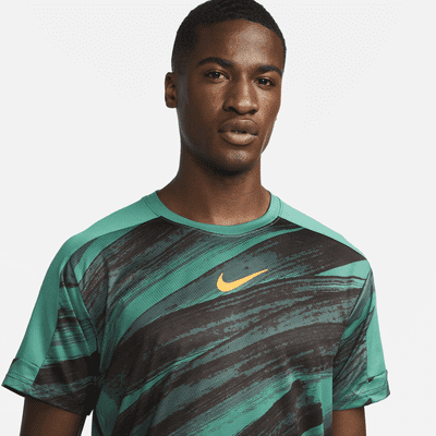 Playera de entrenamiento de manga corta para hombre Nike Dri-FIT Sport Clash