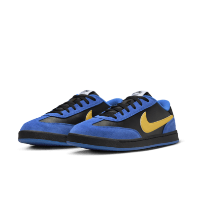 Nike SB FC Classic Skate Shoes