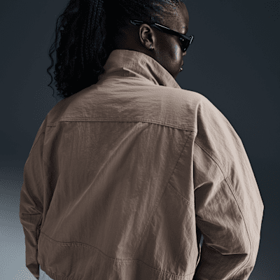 Nike Sportswear Everything Wovens Women's Oversized Repel UV Protection Jacket (Plus Size)