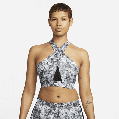 Nike Store Nike Dri-FIT Swoosh Icon Clash Wrap Women's Medium