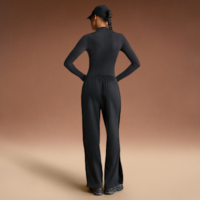 NikeSKIMS Weightless Layers Women's Mock-Neck Long-Sleeve Top