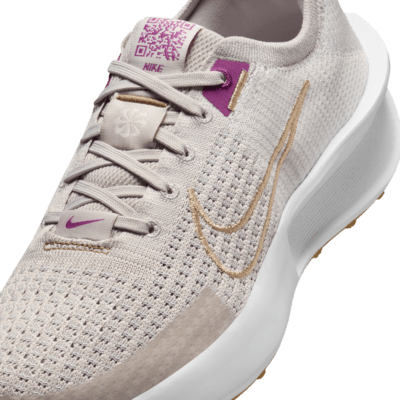 Nike Interact Run Women's Road Running Shoes