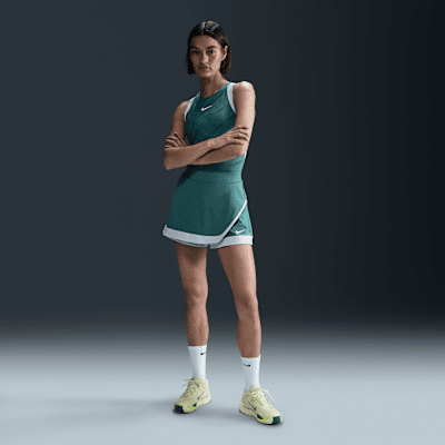 NikeCourt Slam