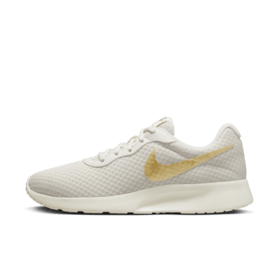 Nike Tanjun Women's Shoes