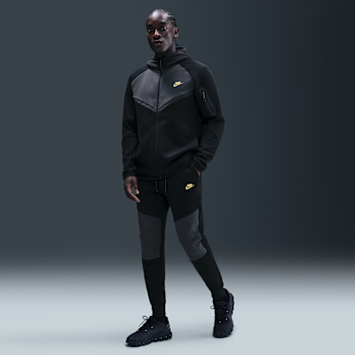 Nike Tech