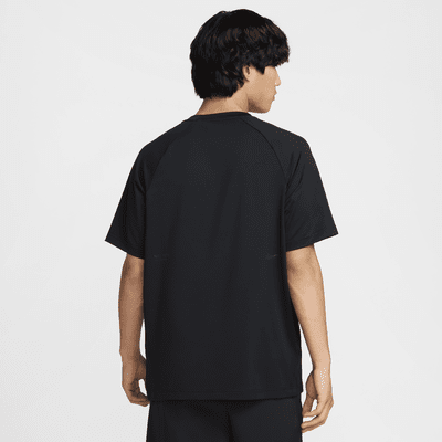 Nike A.P.S. Playera versátil de manga corta Dri-FIT ADV para hombre