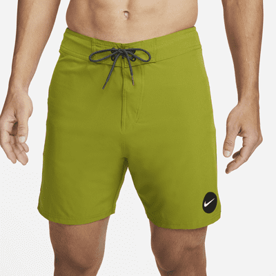 Traje de baño tipo short de playa de 18 cm para hombre Nike Essential