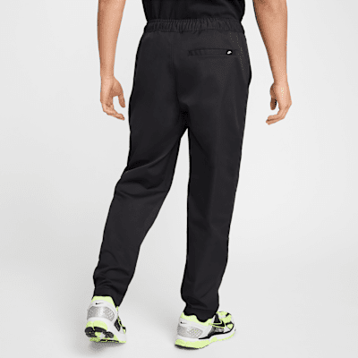 Nike Club Men's Woven Tapered Pants