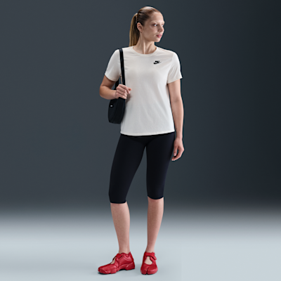 Nike Sportswear Club Essentials Women's T-Shirt