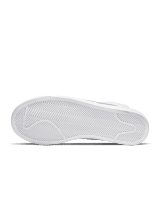 nike blazer mid 77 ess