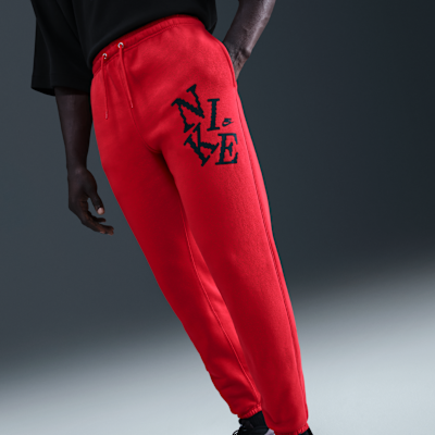 Nike Sportswear Club Men's Cuffed Fleece Joggers