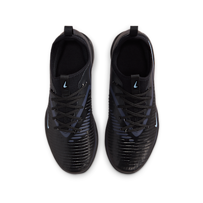 Nike Jr. Phantom 6 Low Academy Big Kids' Indoor/Court Soccer Shoes