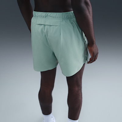 Shorts de correr Dri-FIT de 13 cm con forro de ropa interior para hombre Nike Challenger