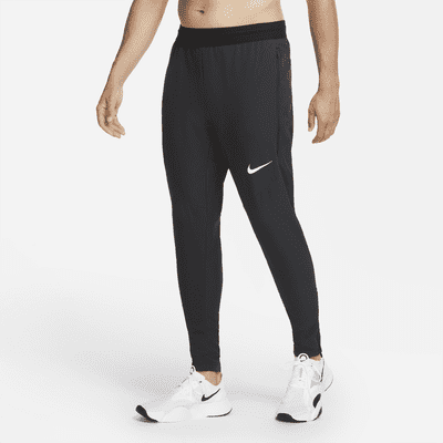 Pantalones de entrenamiento para hombre de tejido Woven para invierno Nike.  Nike.com
