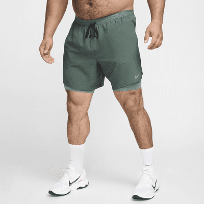 Shorts de running 2 en 1 Dri-FIT de 18 cm para hombre Nike Stride