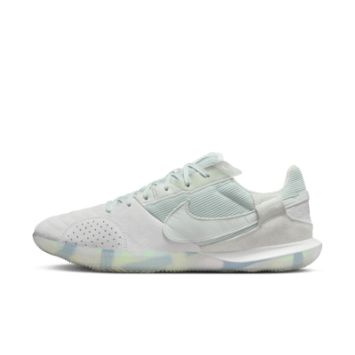 Nike Streetgato SE Low-Top Football Shoes. Nike SI