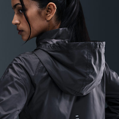 Nike Tempo Repel-løbejakke til kvinder