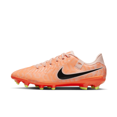 Tiempo Football Shoes. Nike Vn
