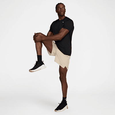 Shorts versatili Dri-FIT non foderati 18 cm Nike Unlimited – Uomo