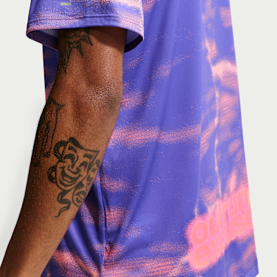 Nike Stride Men's Dri-FIT ADV Short-Sleeve Running Top