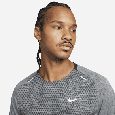 Nike TechKnit Dri-FIT ADV rövid ujjú férfi futófelső