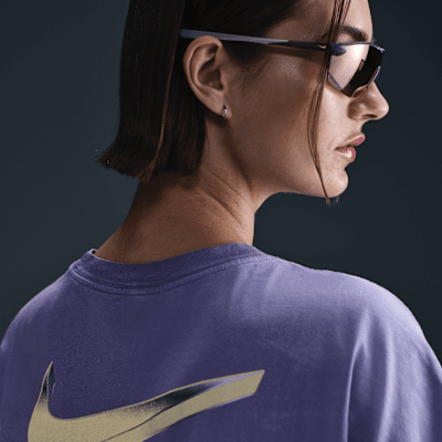 Nike Sportswear Playera de manga corta oversized para mujer