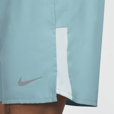 Shorts de correr Dri-FIT de 13 cm con forro de ropa interior para hombre Nike Challenger