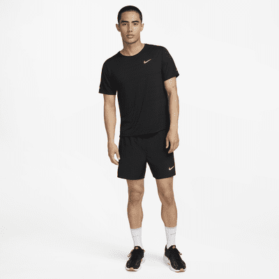 กางเกงขาสั้นอเนกประสงค์มีซับใน 5 นิ้วผู้ชาย Nike Dri-FIT Challenger