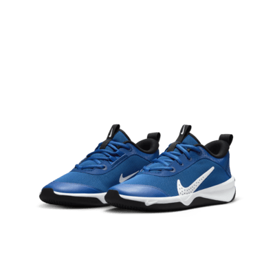 Nike Omni Multi-Court for innendørsbane/gate til store barn