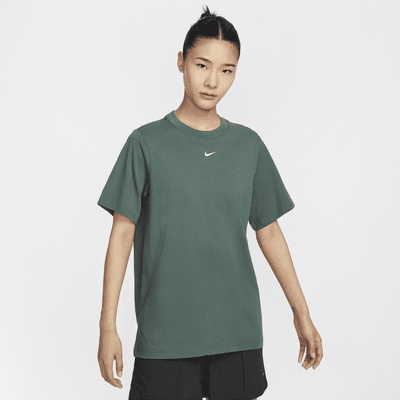 Nike Sportswear 女款 T 恤