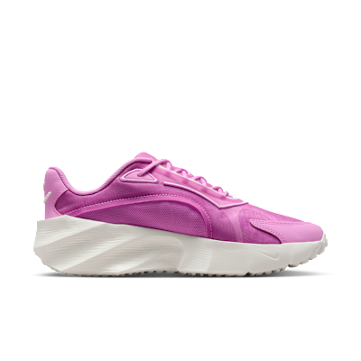 Nike Aura Edge Women's Shoes