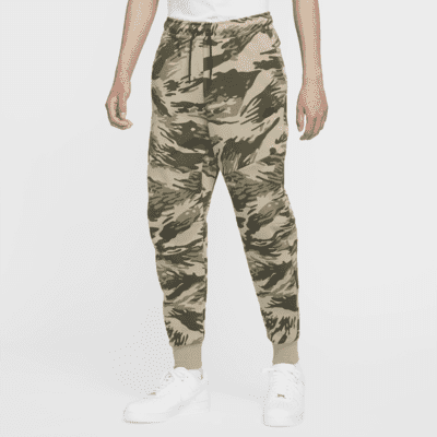 Nike Tech Fleece Men's Printed Camo Joggers