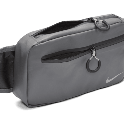 Nike Storm-FIT ADV Utility Power Fanny Pack (5L).