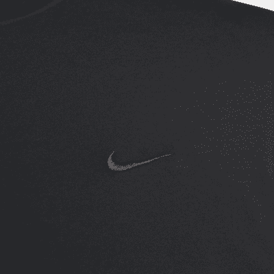 Nike Primary vielseitiges Nike Dri-FIT Kurzarm-Oberteil für Herren