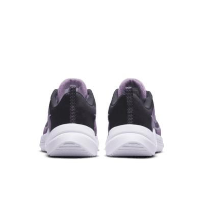 Tenis de correr en carretera para mujer Nike Downshifter 12