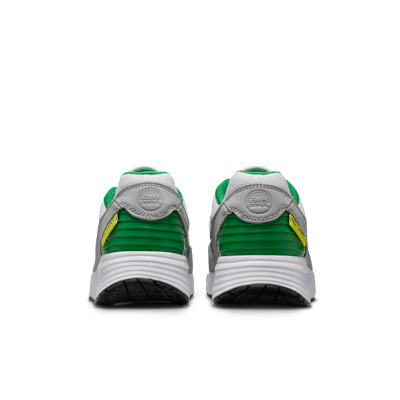 Nike College Air Max Verse (Oregon) Men's Shoes