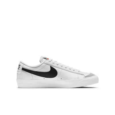 รองเท้าเด็กโต Nike Blazer Low '77