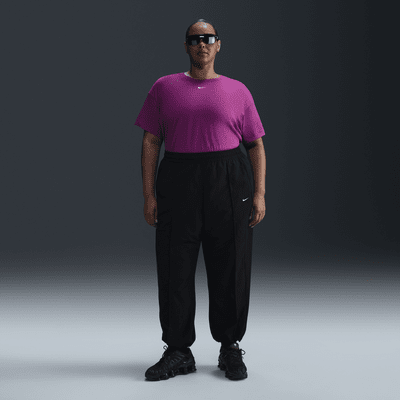 Nike Sportswear Essential női póló (plus size méret)