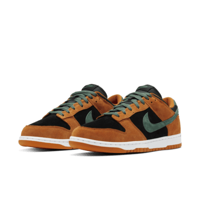 Nike Dunk Low SP Shoe