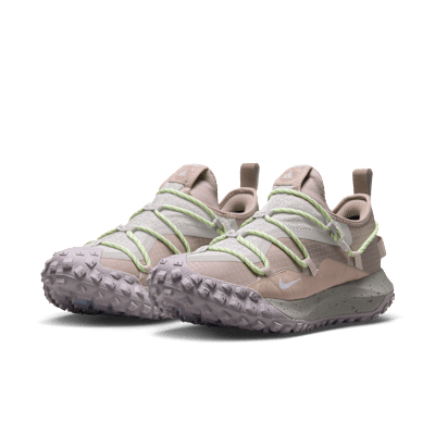 ナイキ ACG マウンテン フライ LOW GORE-TEX SE メンズシューズ