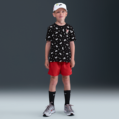 Playera cuadrada estampada para niños de preescolar Nike