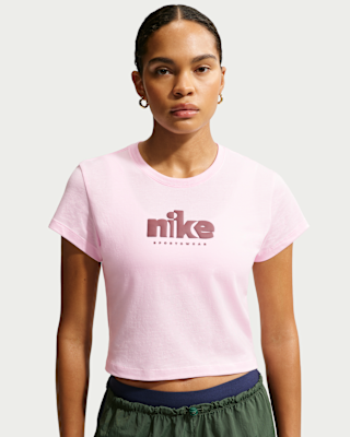 Женская футболка Nike Sportswear Club Short-Sleeve