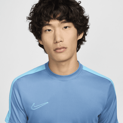 Nike Dri-FIT Academy 男款短袖足球上衣