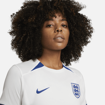 Jersey de fútbol Nike Dri-FIT de Inglaterra local 2023 Stadium para mujer