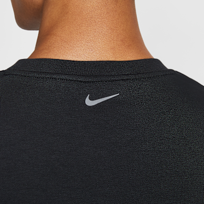 나이키 레트로 남성 드라이 핏 크루넥 러닝 스웻셔츠