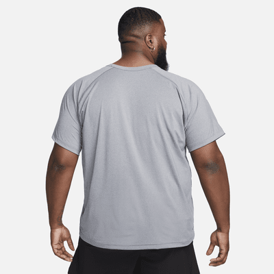 Playera de fitness de manga corta Dri-FIT para hombre Nike Ready