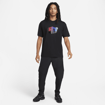 Nike Sportswear Men's Graphic T-Shirt